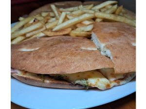 BEIRUTE ROSBIFE C/ CATUPIRY