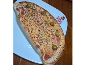 CALZONE ATUM C/ CEBOLA