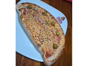 CALZONE NAPOLITANA