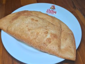 FOGAZZA DE FRANGO C/ CATUPIPRY