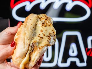 SandAlho  de alho de FILÉ SUÍNO