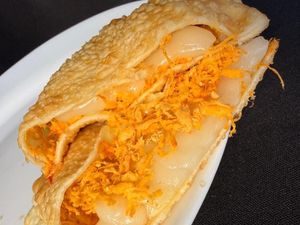 Pastel Especial 2 - Frango, Presunto e Catupiry