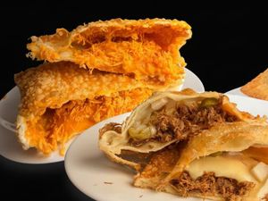 Pastel Grande - Escolha Seu Sabor!