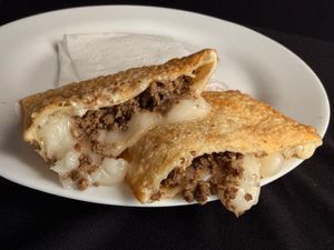 Pastel de Carne com Catupiry