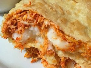 Pastel de Frango com Catupiry