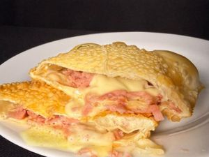 Pastel de Presunto e Muçarela