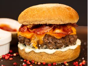 Hamburguer Cheddar Melt