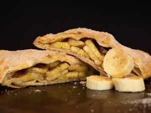 56 - Pastel Banana Açúcar E Canela