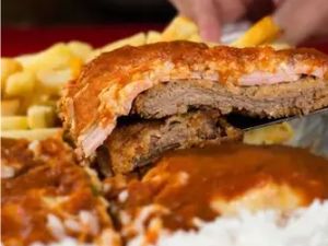 ALAMINUTA DE CARNE PARMEGIANA