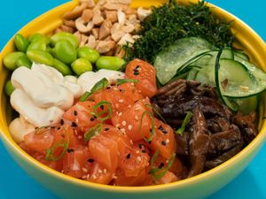 Poke de Salmão Premium