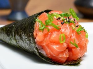 Temaki Misto (Atum e Salmão)