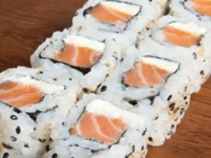 Uramaki Filadelphia (10 unid.)