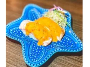 Niguiri Salmão Maçaricado ao Molho de Pimenta Gourmet