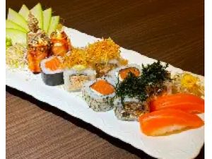 Combinado Good of the day (12 peças)