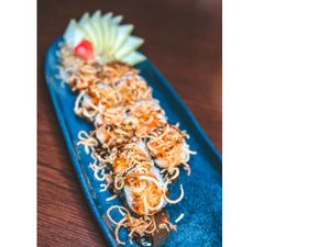 HOSSOMAKI PINE SALMON