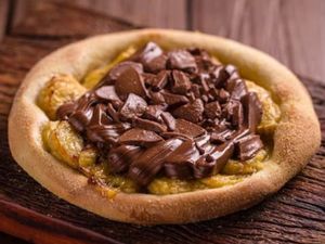 ESFIHA BANANA C/ CHOCOLATE