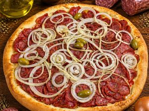 PIZZA CALABRESA