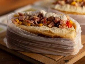 Dogão Especial 30cm de 3 Salsicha