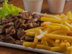 Batata Frita Temperada (Coração)