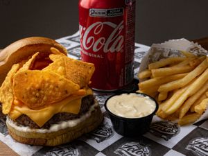 COMBO - Zoio's Cheddoritos