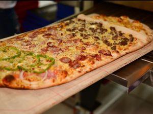 Pizza Gigante (32 pedaços)