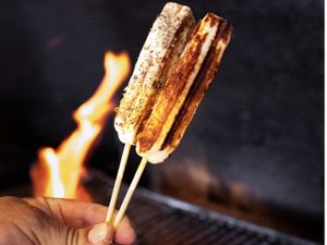 Novidade! Espetinho de queijo coalho