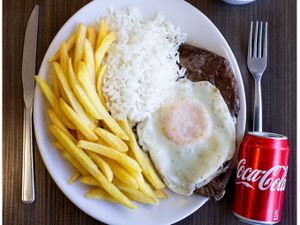Quarta-Feira -> À la minuta de carne + Refri Lata 350ml