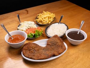 Refeição de Alcatra À Milanesa