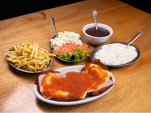 Refeição de Alcatra À Parmegiana