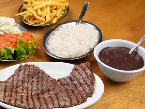 1/2 ( meia ) Refeição com bife de Alcatra