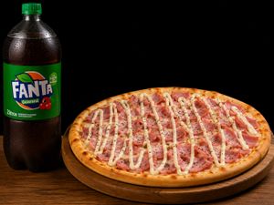 Pizza Grande + Fanta Guaraná 2 litros