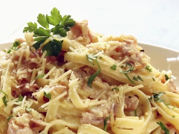 MASSA Á CARBONARA