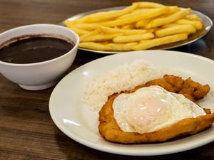À la minuta bife de Frango