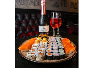 COMBO MISTO  - 50 Peças + ESPUMANTE MOSCATEL