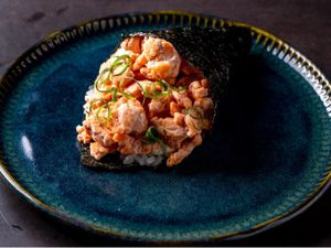 TEMAKI SALMÃO GRELHADO