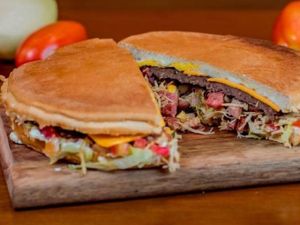 Xis Filé com Cheddar