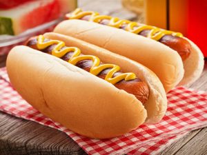 Cachorro-quente simples