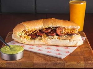 Cachorro quente calabresa