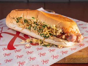 Cachorro quente strogonoff