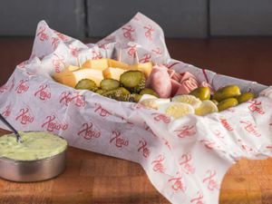 Porção tabua de frios